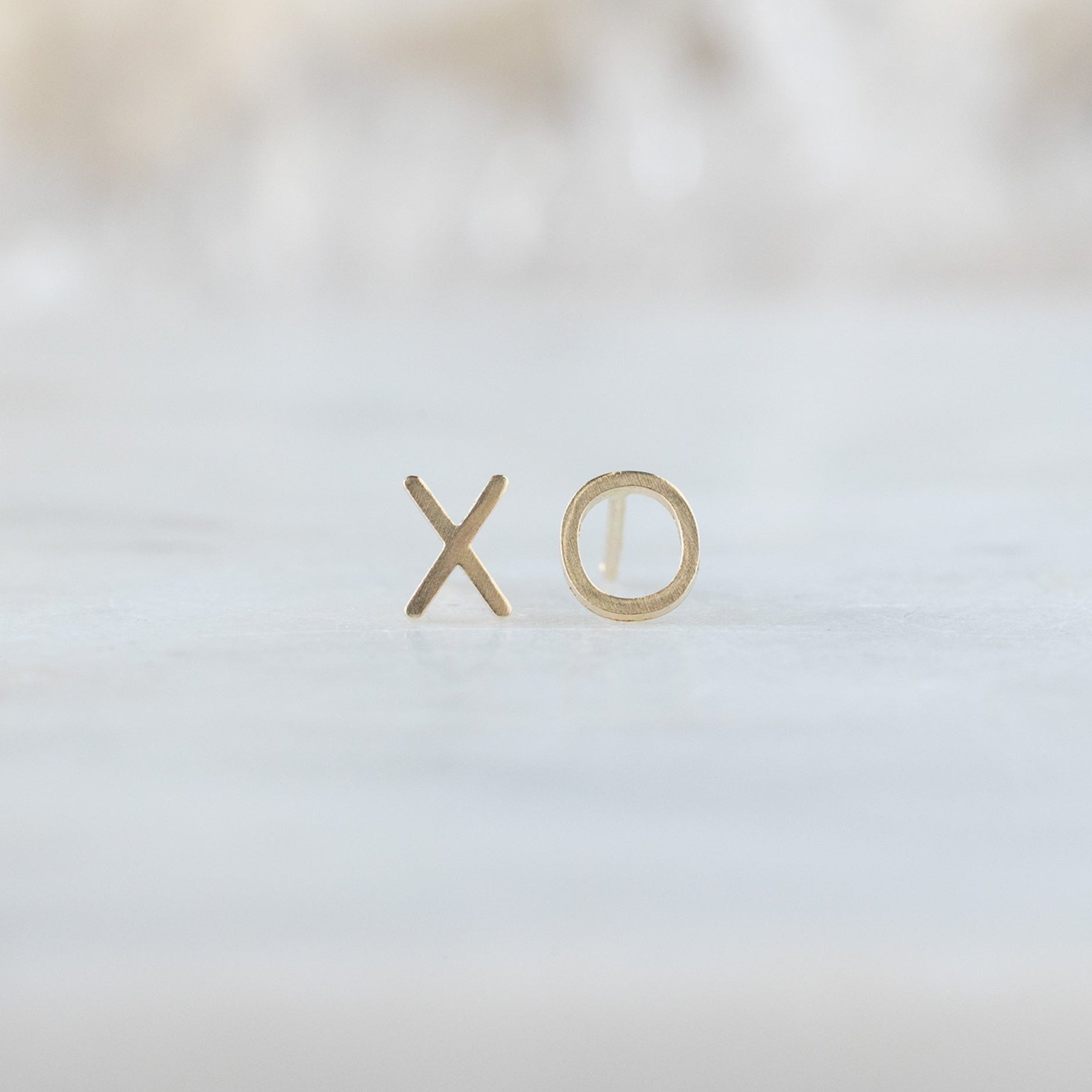 The XO' Stud Earrings | 14K Yellow Gold