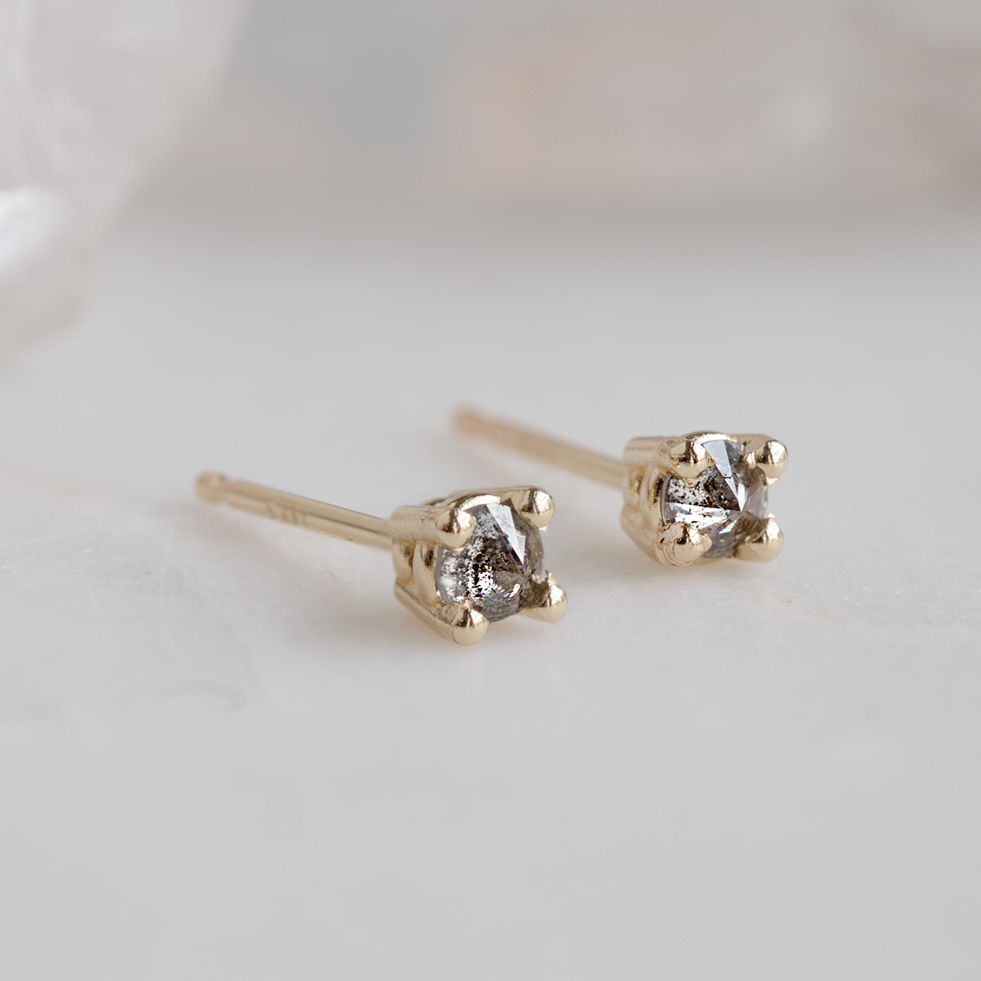 The Inverted Salt and Pepper Diamond Stud Earrings | 14K Yellow Gold