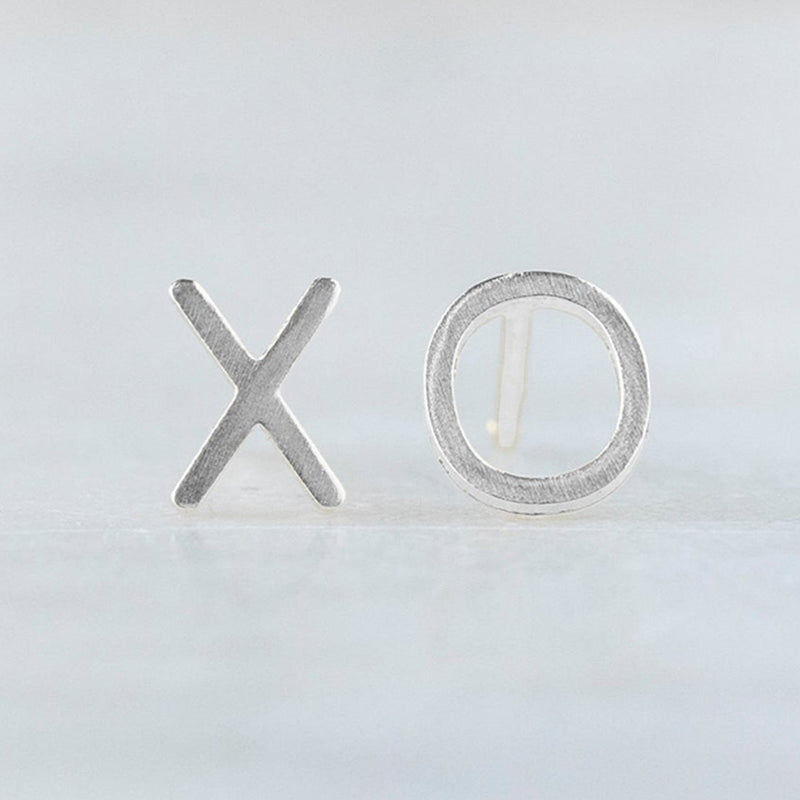 The XO' Stud Earrings | 14K White Gold