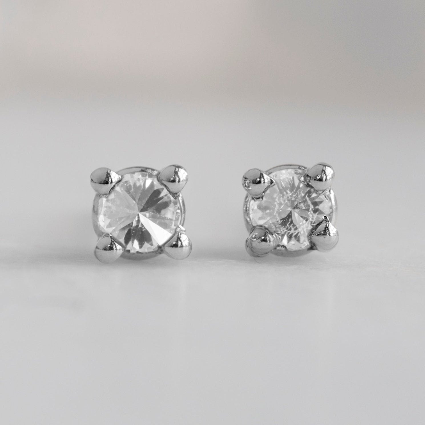 The Inverted White Diamond Stud Earrings | 14K White Gold