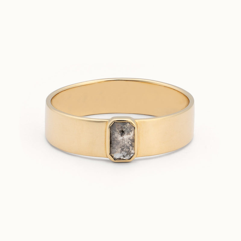 The Cigar Band | 0.38ct Emerald Salt and Pepper Diamond in 14K Yellow Gold