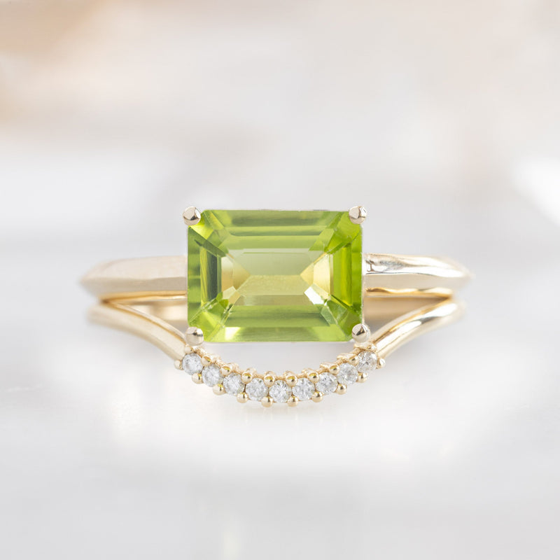 The Bryn Ring | 1.72ct Emerald Peridot in 14K Yellow Gold