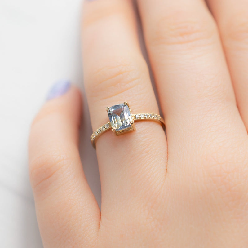 The Willow Ring | 1.53ct Cushion Blue Sapphire in 14K Yellow Gold