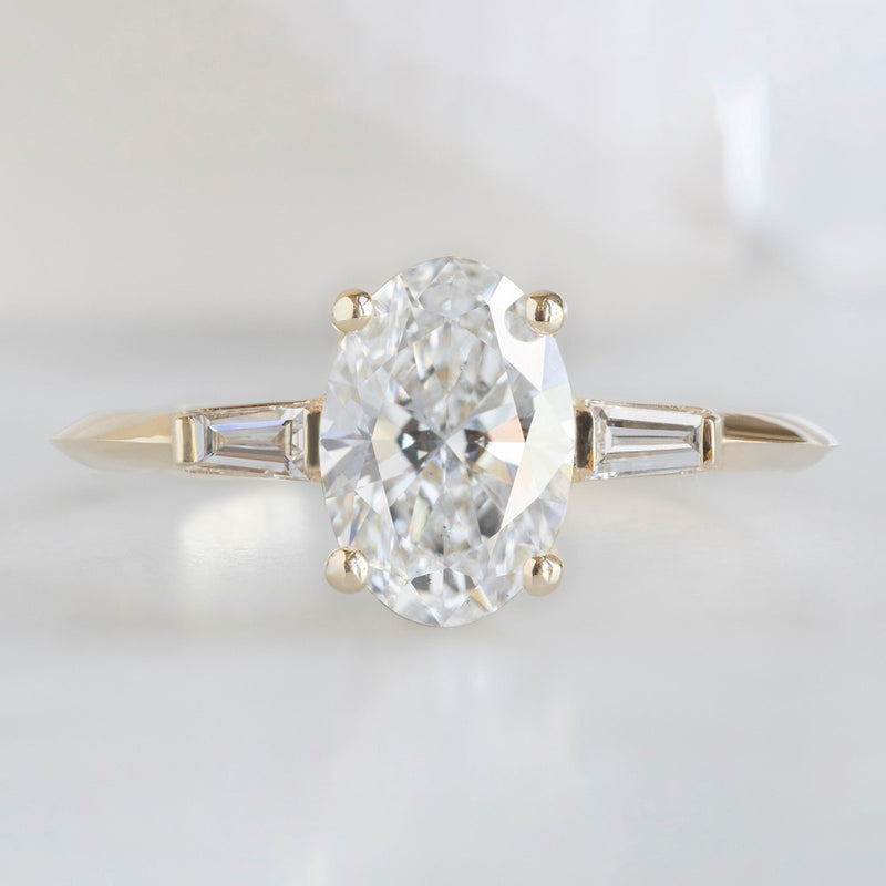 The Ash Ring | 1.09ct Lab Grown Oval White Diamond in 14K Yellow Gold