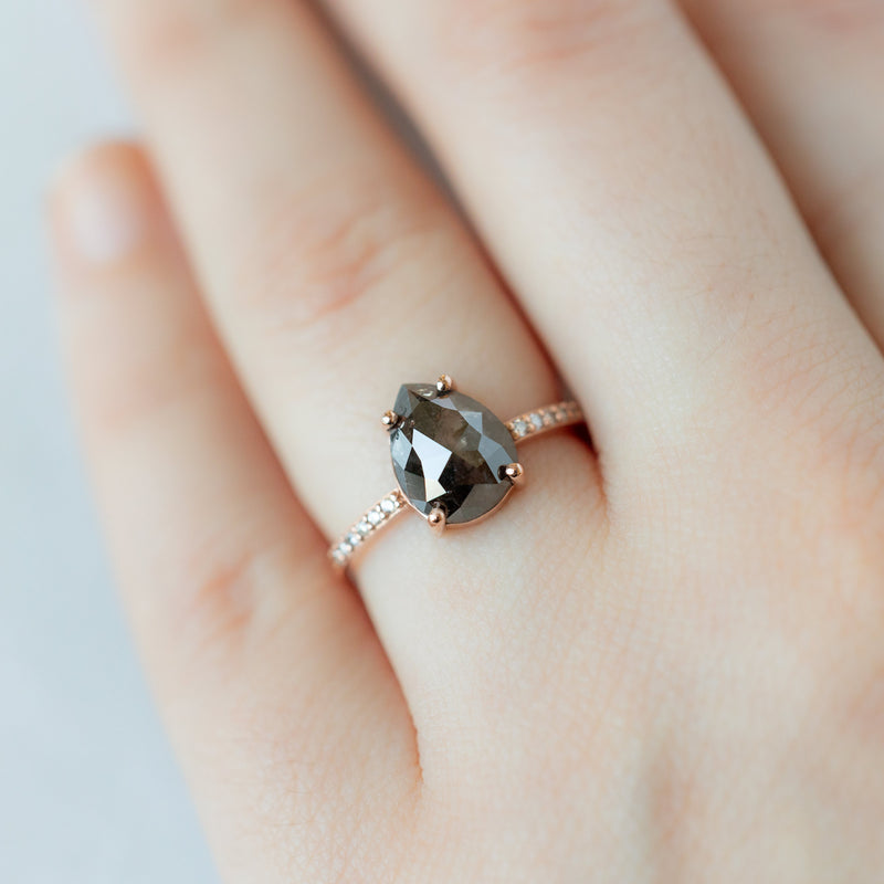 The Willow Ring with a 2.01ct Pear Black Diamond in 14K Rose Gold on Model