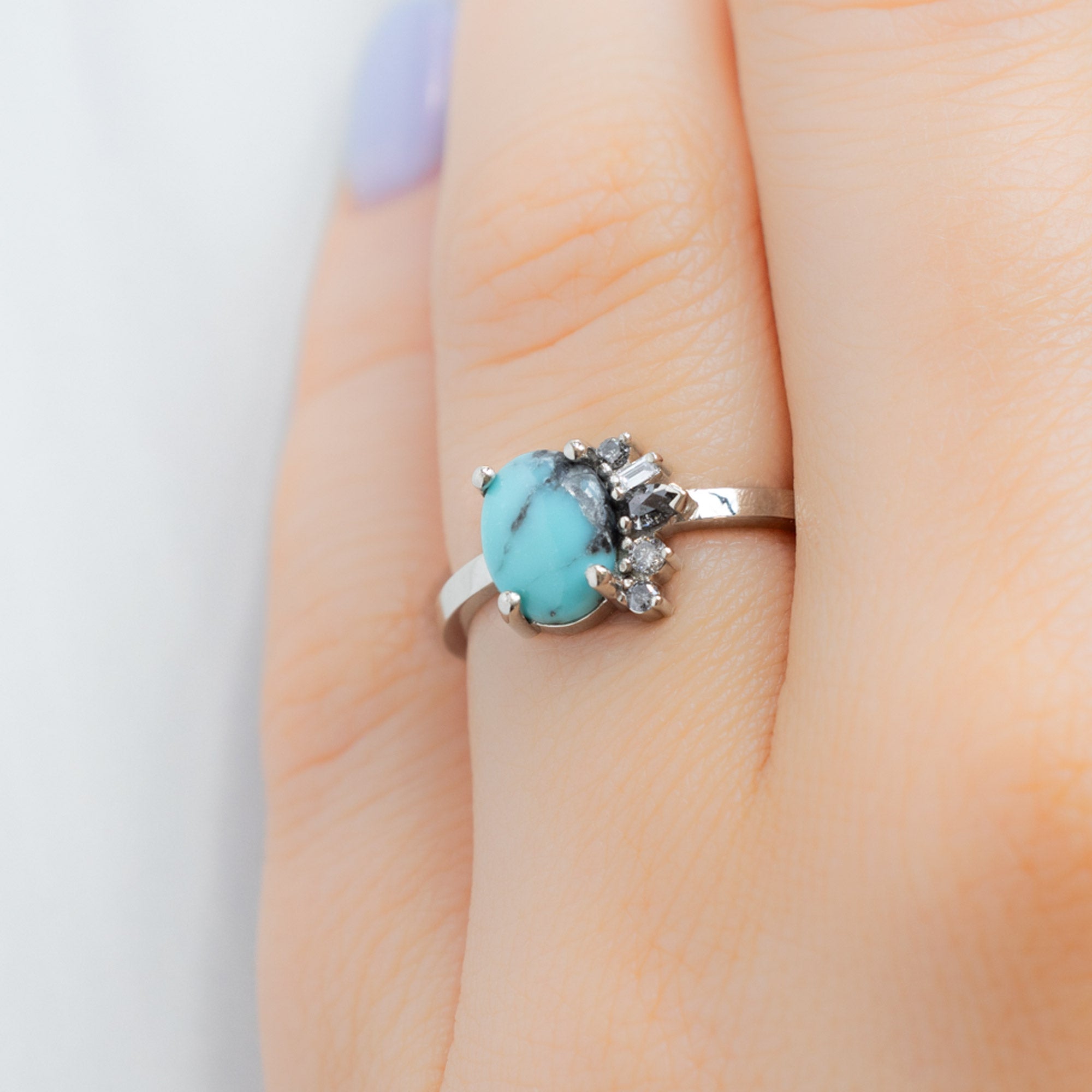 The Cluster Ring | 1.23ct Oval Turquoise in 14K White Gold