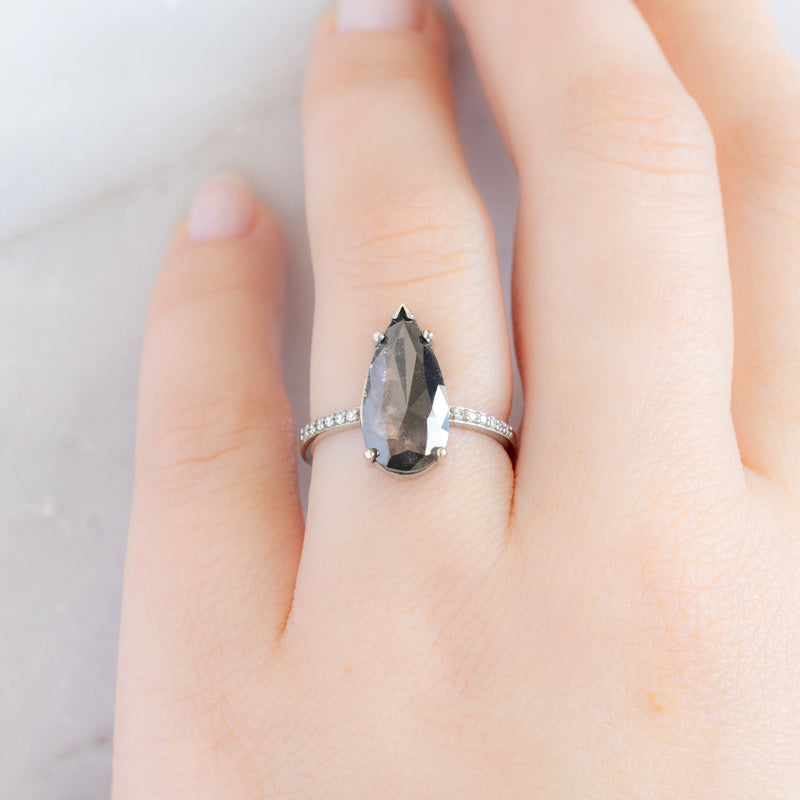 The Willow Ring with a 2.87ct Lab Grown Salt and Pepper Pear in 14K White Gold on Model