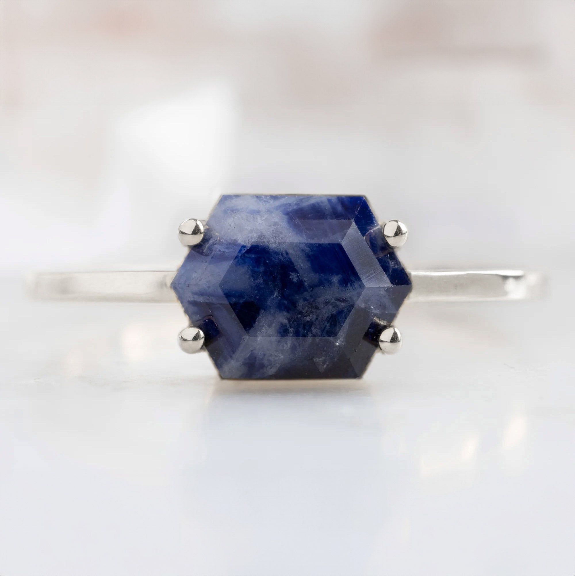 The Raw Sapphire Hexagon Ring | 10K White Gold