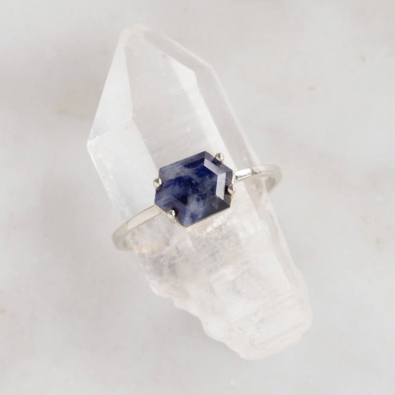 The Raw Sapphire Hexagon Ring | 10K White Gold