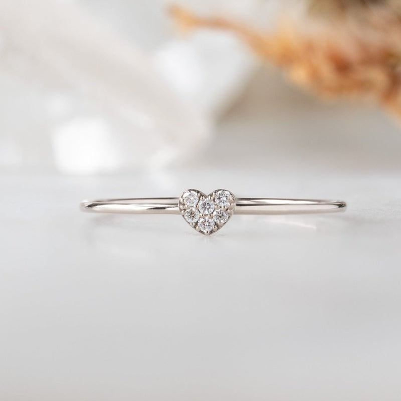 The Sweetheart White Diamond Pavé Ring | 14K White Gold