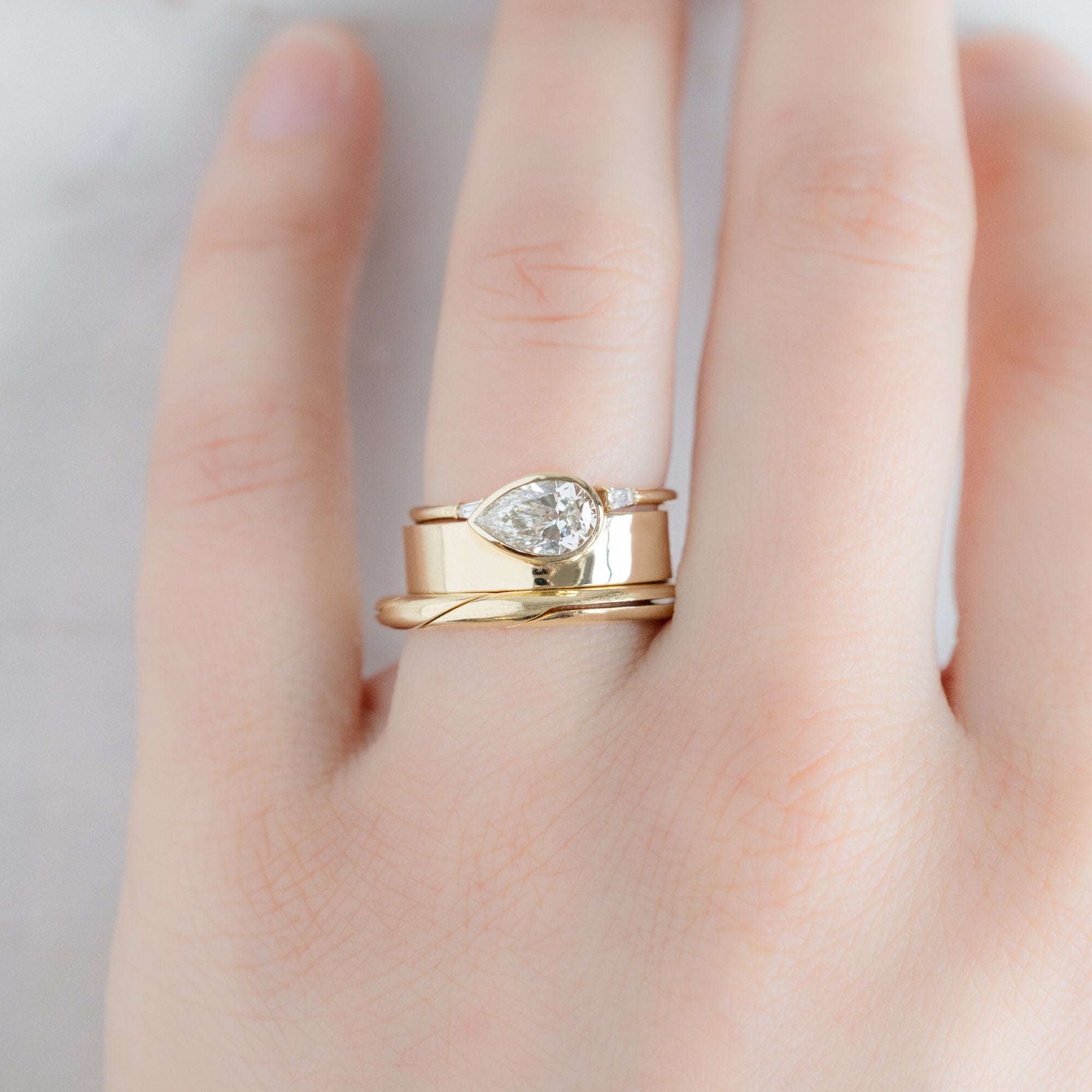 The Love Story Ring with a Black Diamond | 18K Yellow Gold