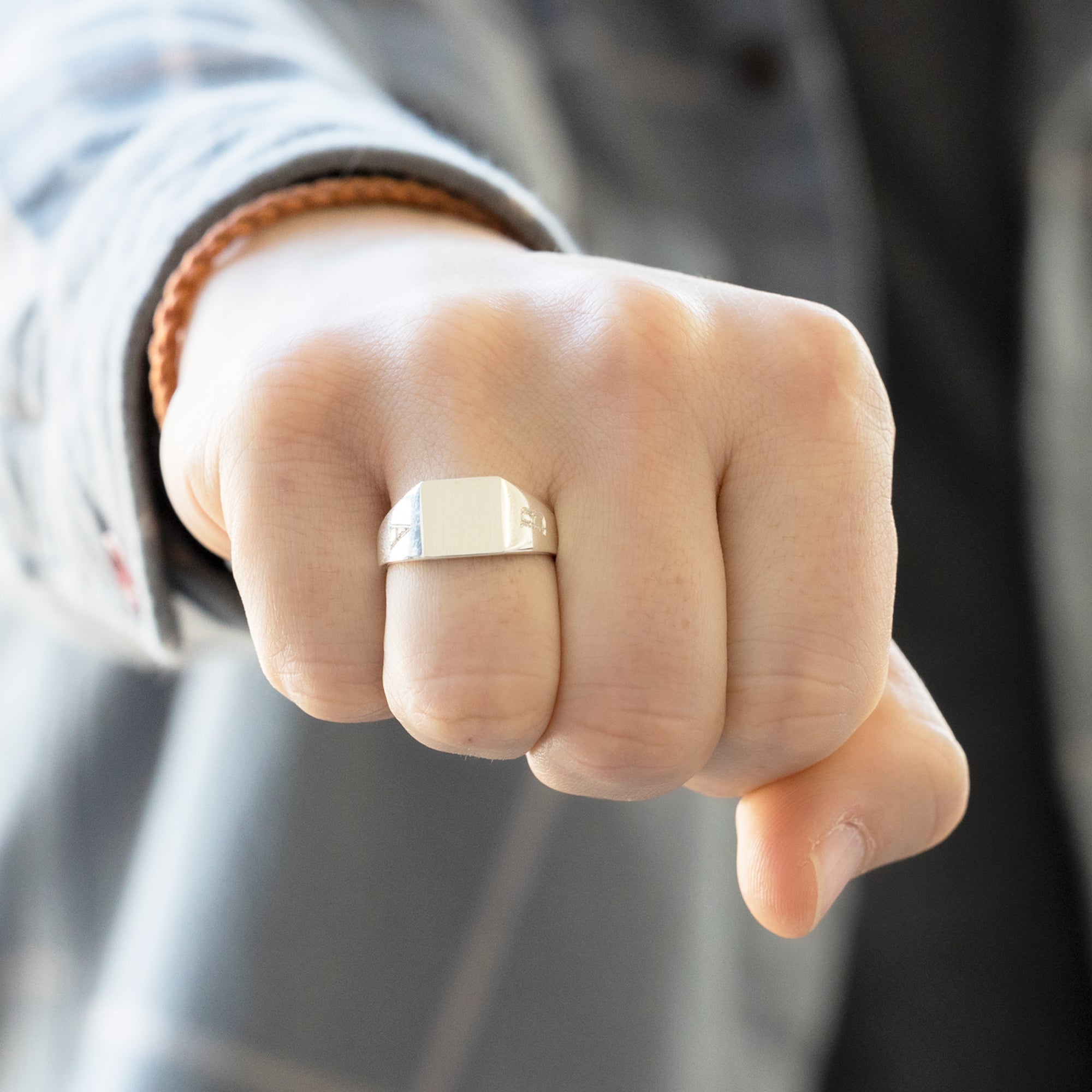 The Personalized Men's Signet Ring | Sterling Silver