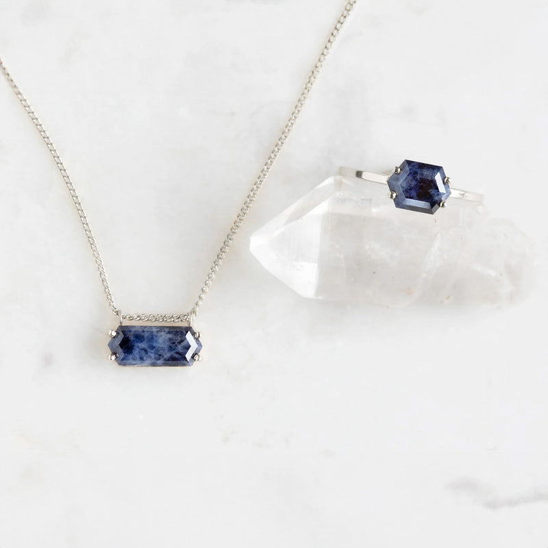 The Raw Sapphire Hexagon Necklace | 10K White Gold