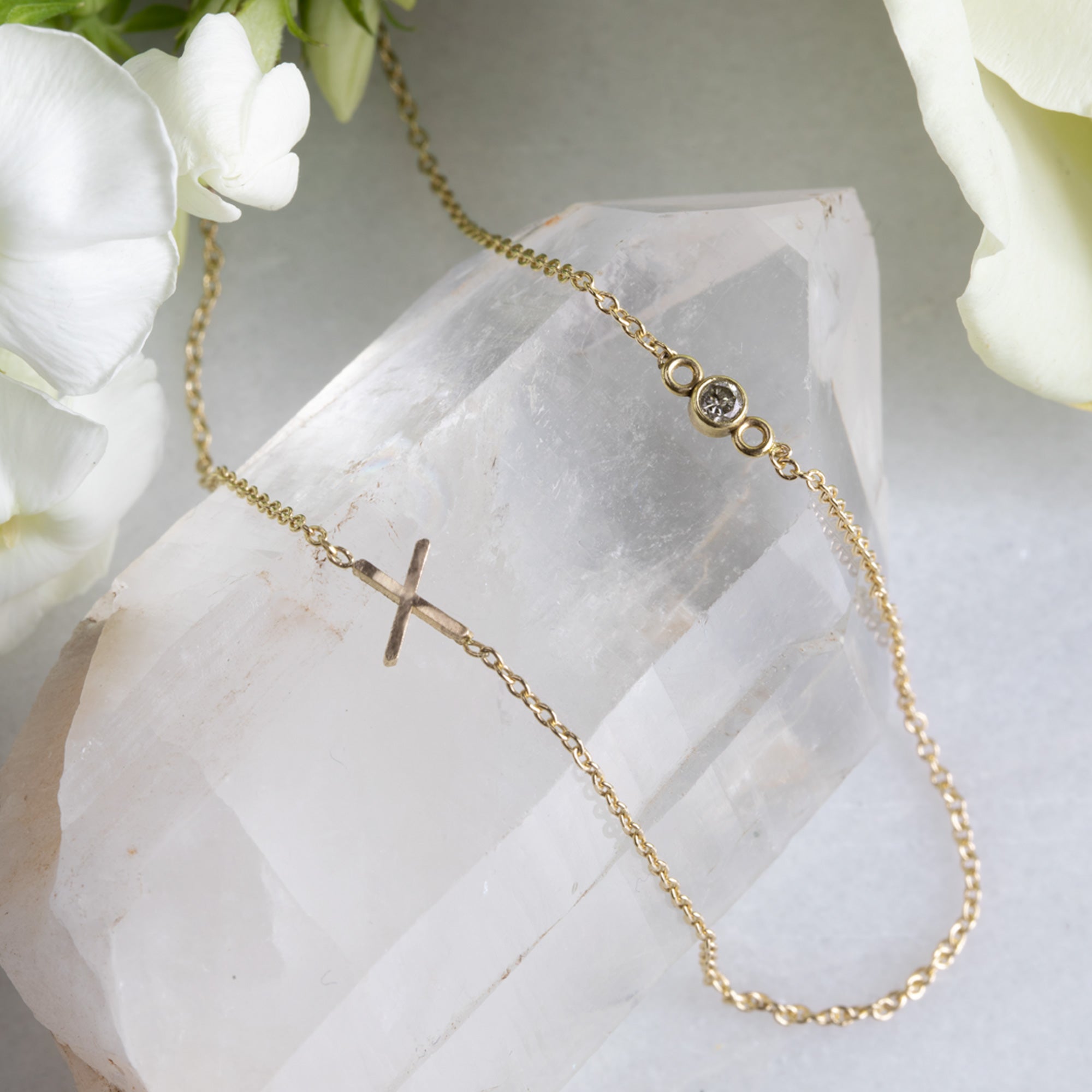 The XO' Salt and Pepper Diamond Necklace | 14K Yellow Gold