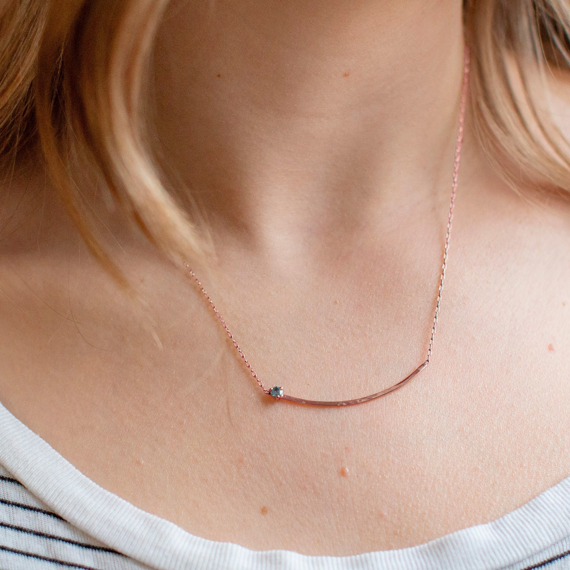 The Blue Montana Sapphire Gemstone Arc Necklace | 14K Rose Gold