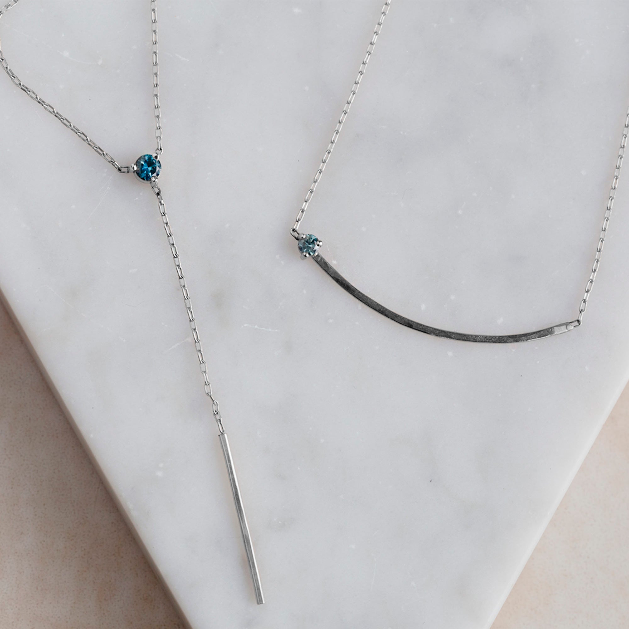 The Blue Montana Sapphire Gemstone Arc Necklace | 14K White Gold