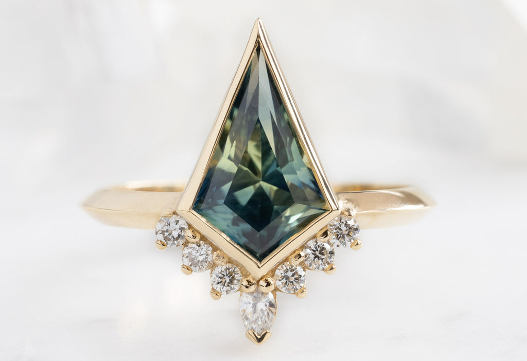 The Aster Ring with a Kite-Shaped Parti Sapphire
