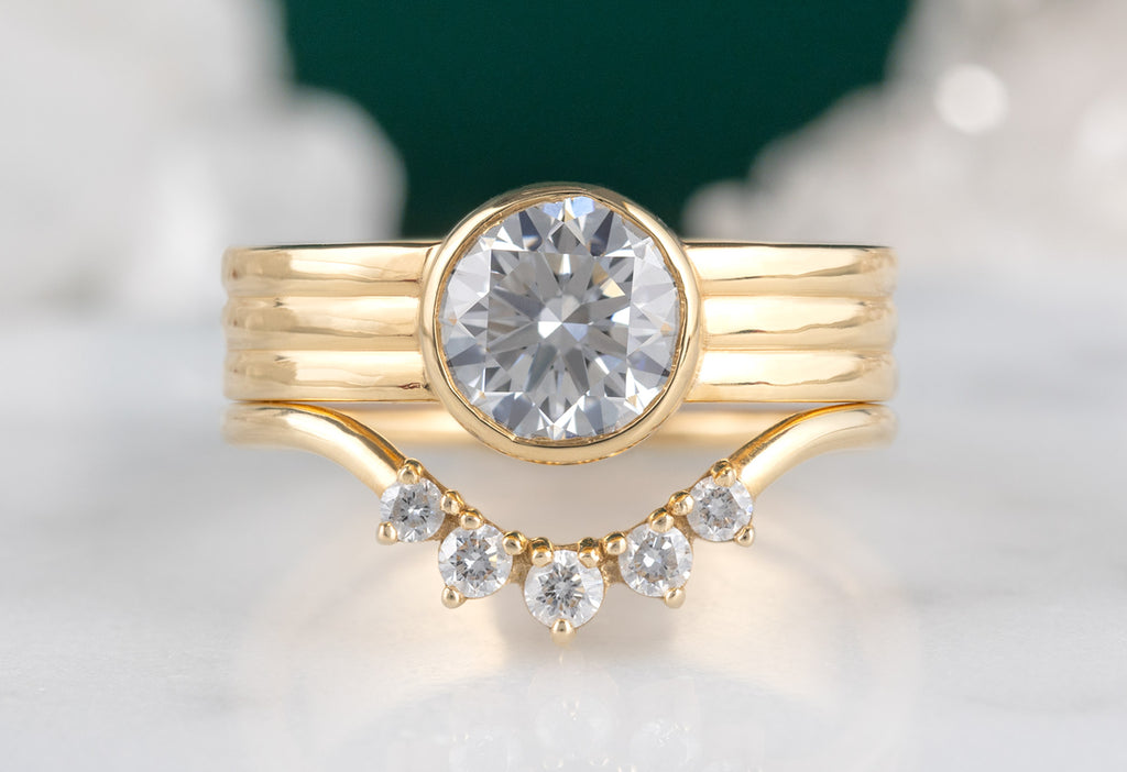The Hazel Ring with a Lab Grown Round-Cut Diamond with Round Diamond Sunburst Stacking Band