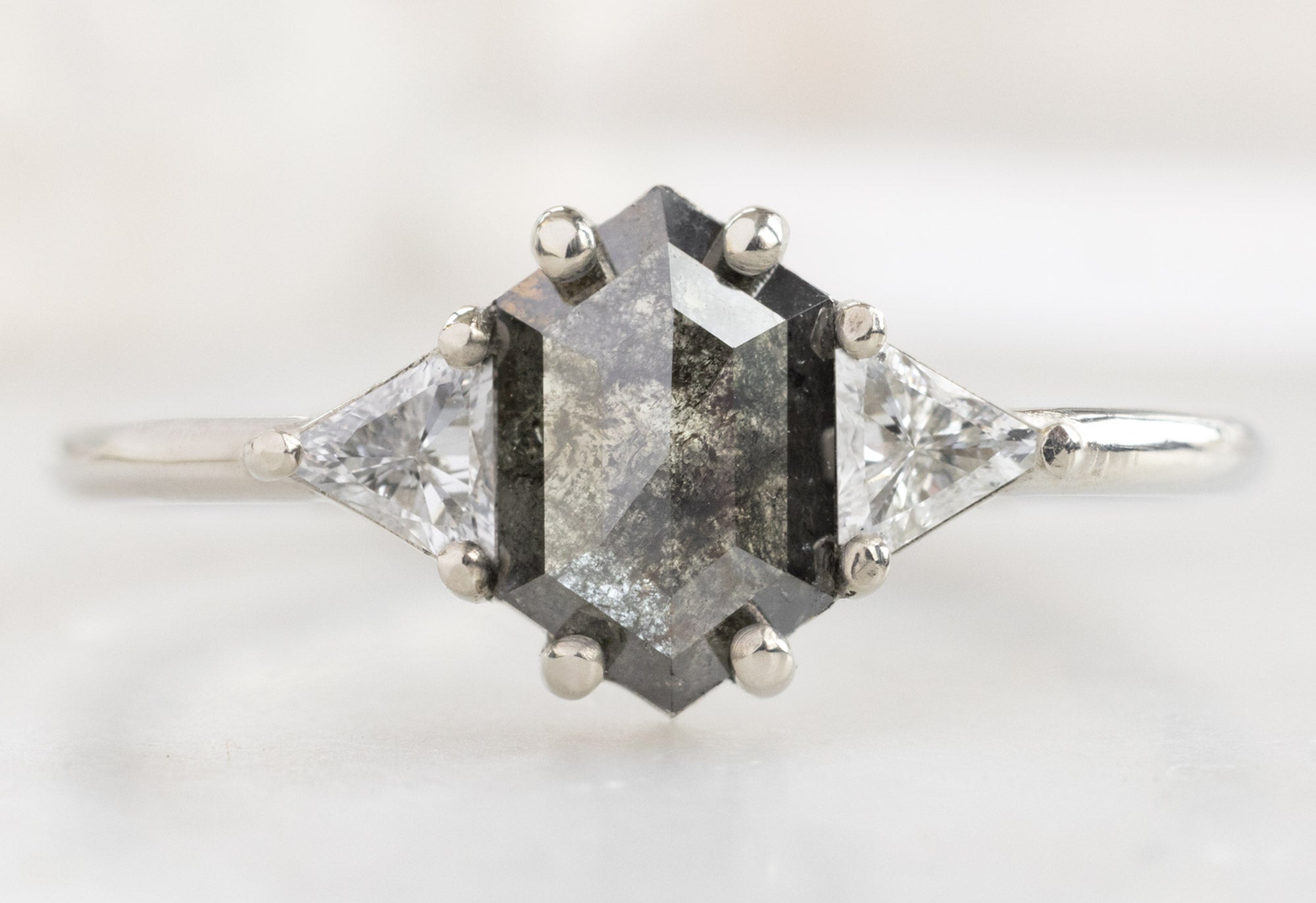 The Jade Ring with a Black Hexagon Diamond