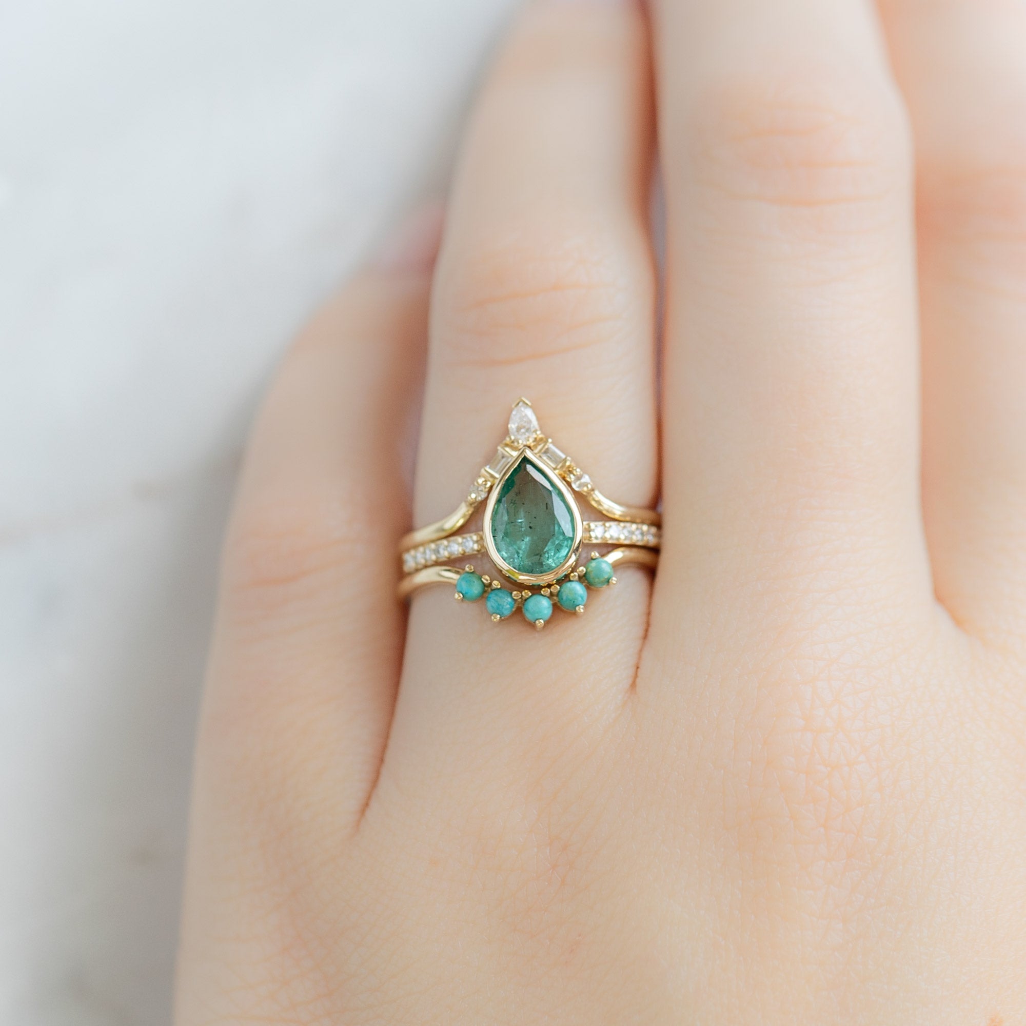 Round Turquoise Sunburst Stacking Band | 5 Stone Setting in 14K or 18K Yellow Gold