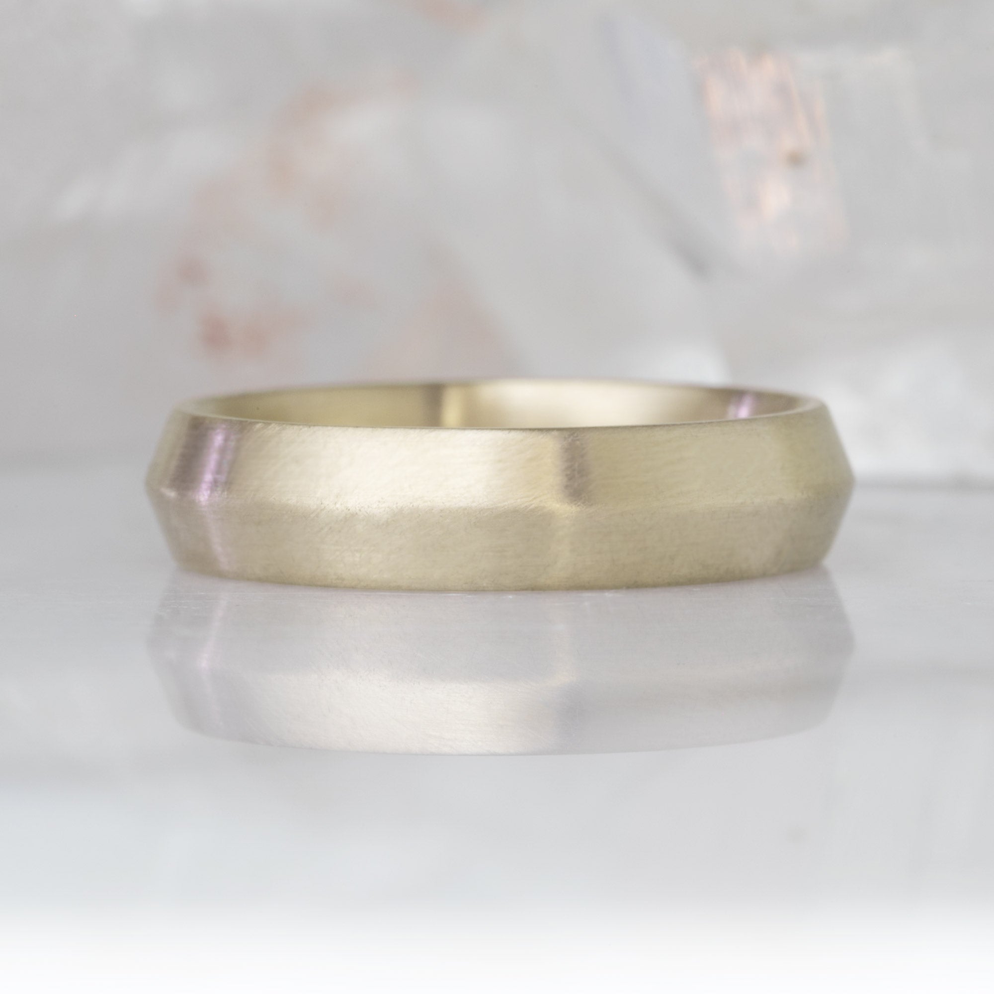 The Knife Edge Wedding Band | 14K Yellow Gold