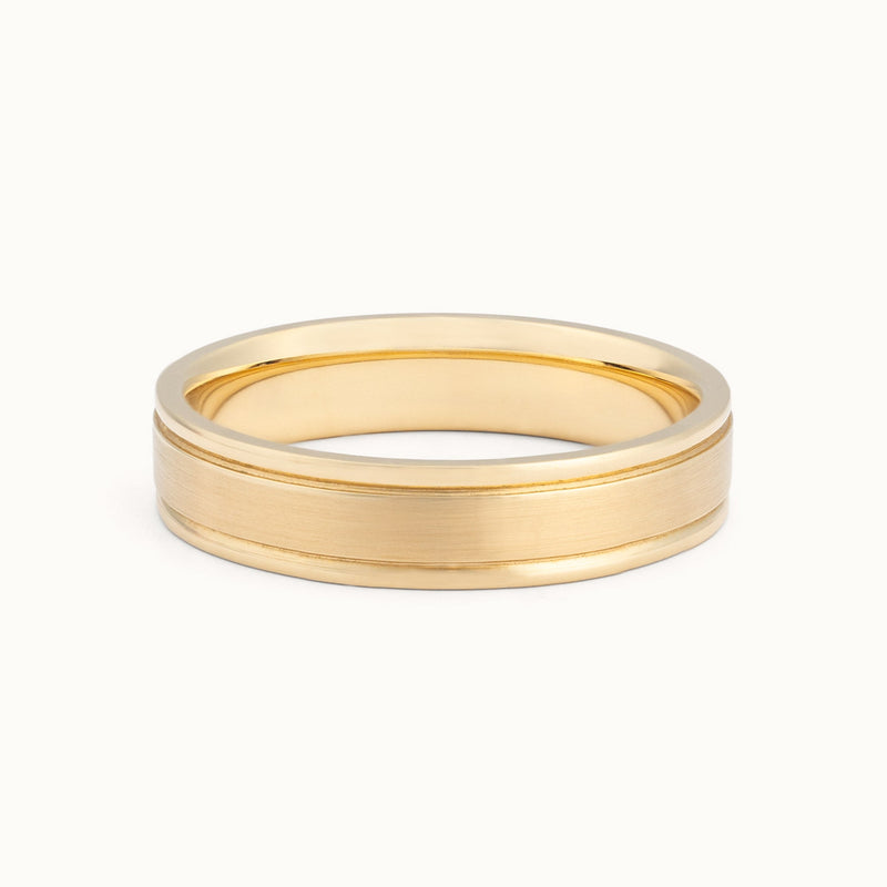 The Classic Men's Wedding Band | 14K Yellow Gold