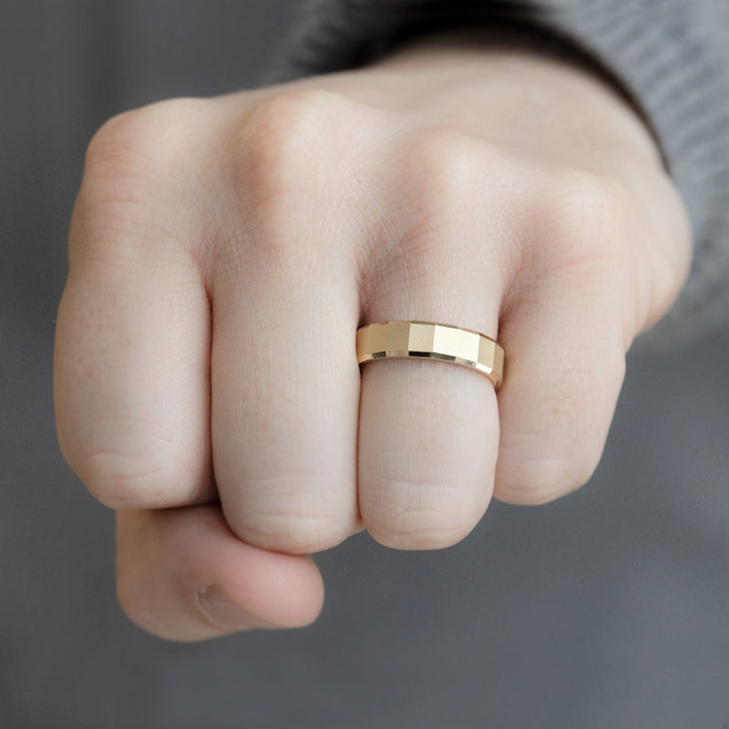 The Faceted Gold Wedding Band | 14K Yellow Gold