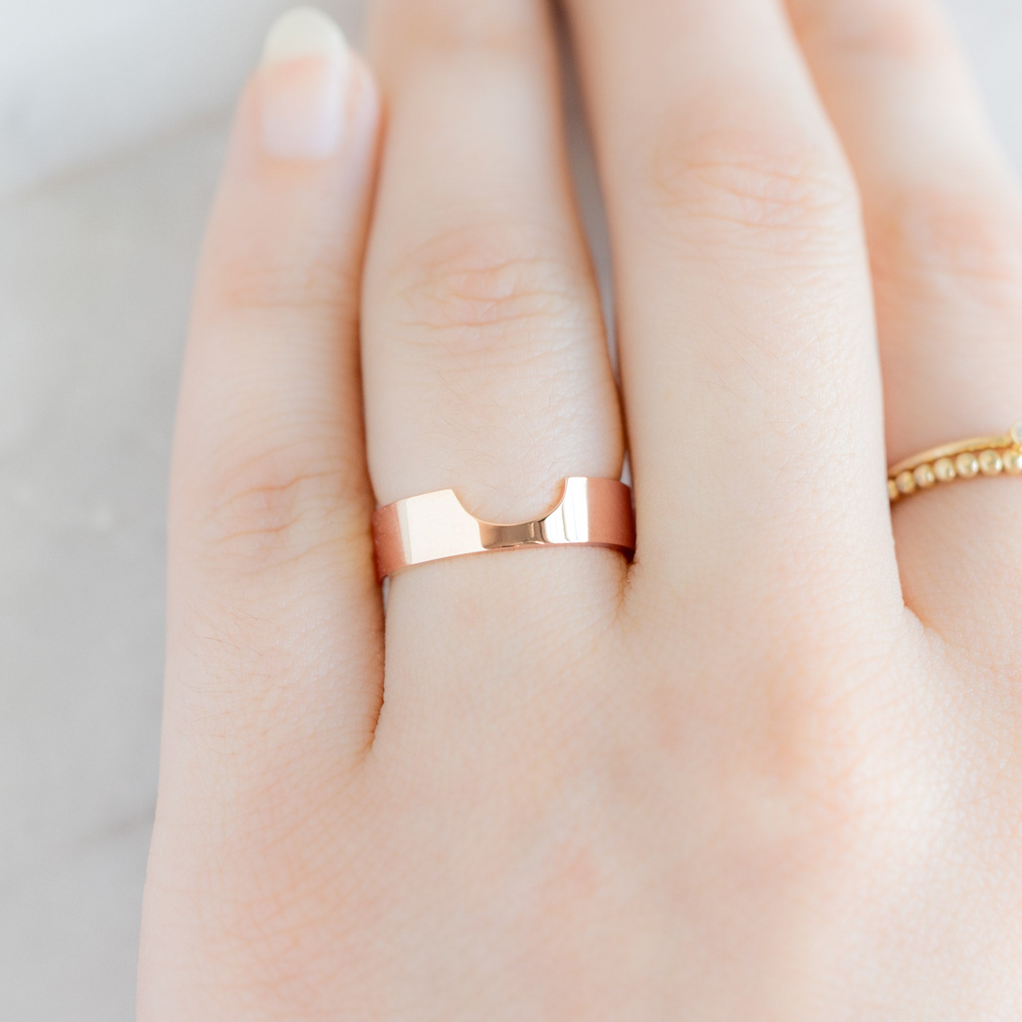 The Unisex Gold Wedding Band | Arc Cut Out in 14K Rose Gold