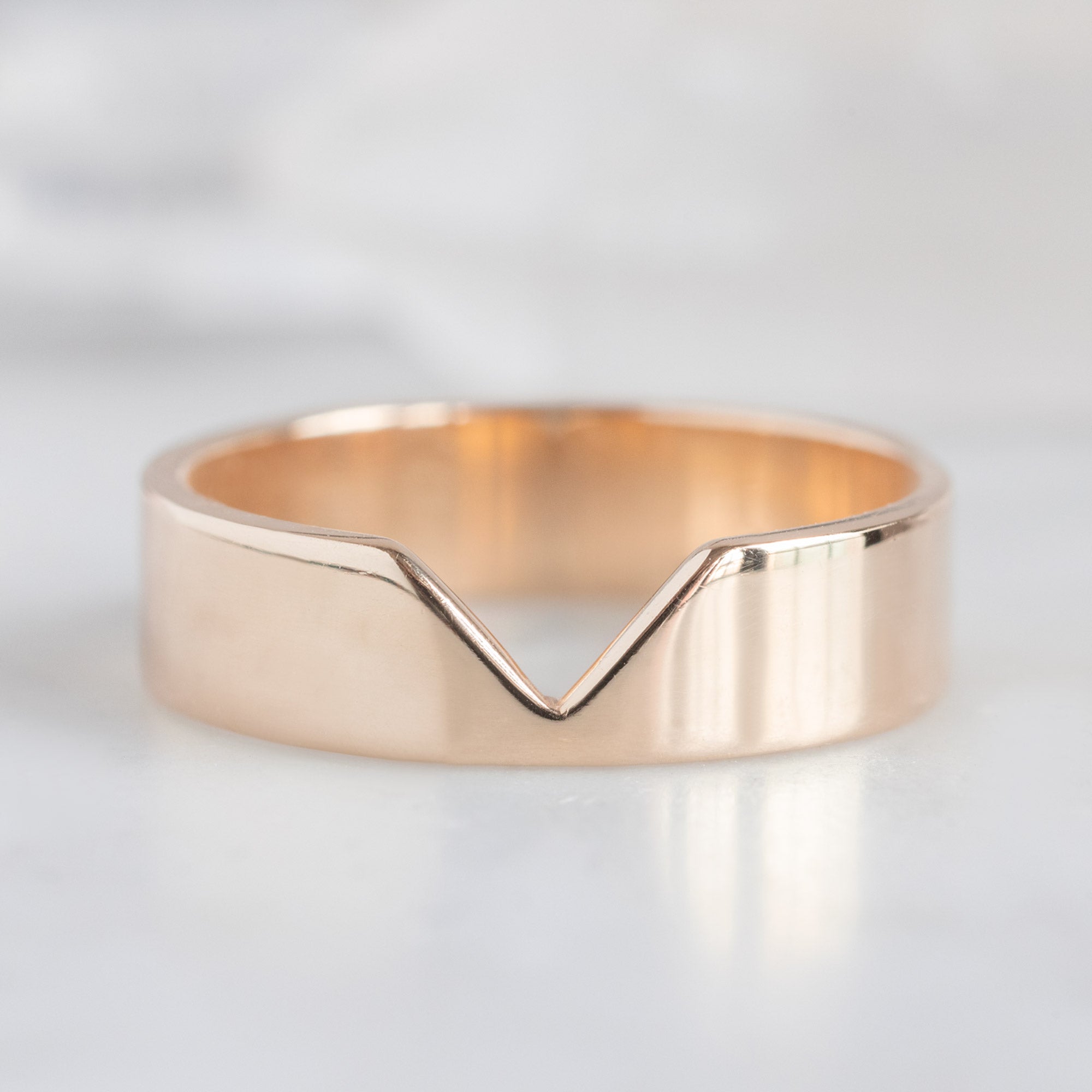 The Unisex Gold Wedding Band | Peak Cut-Out in 14K Rose Gold