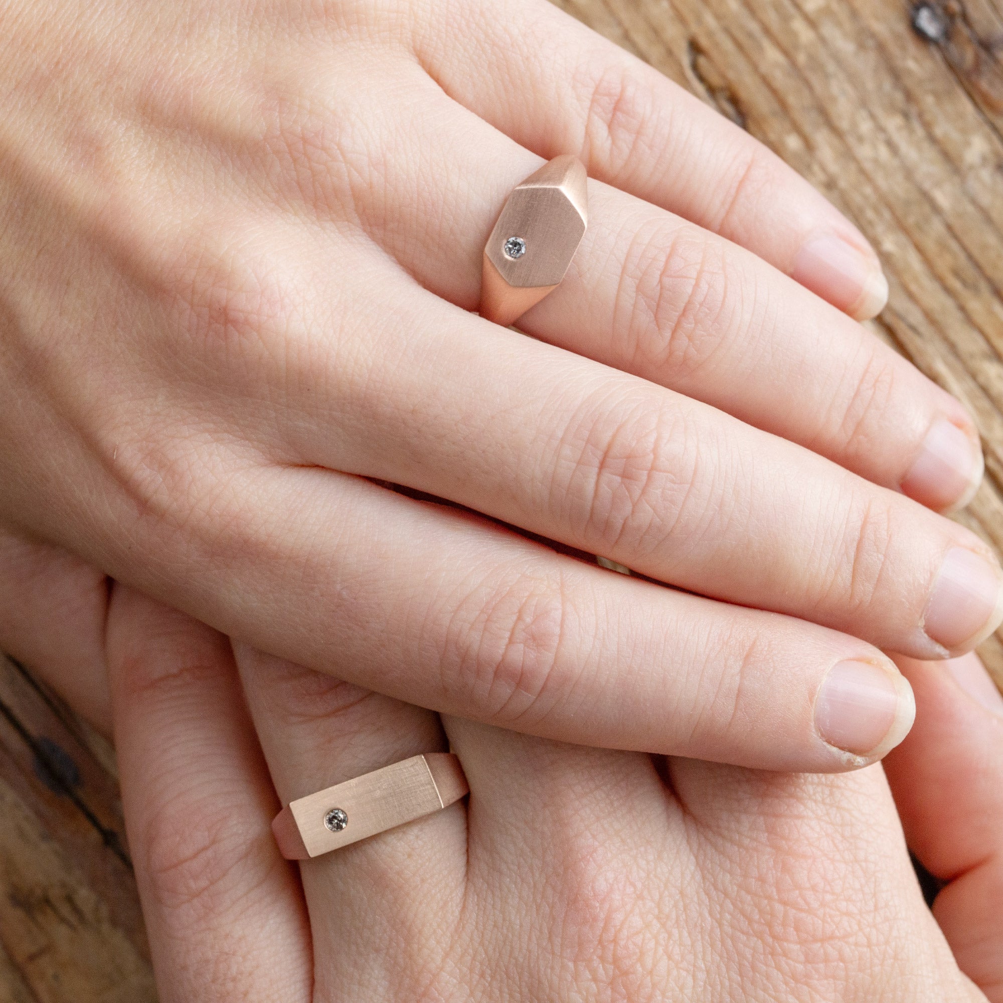 The Lune Salt and Pepper Diamond Signet Ring | 14K Rose Gold