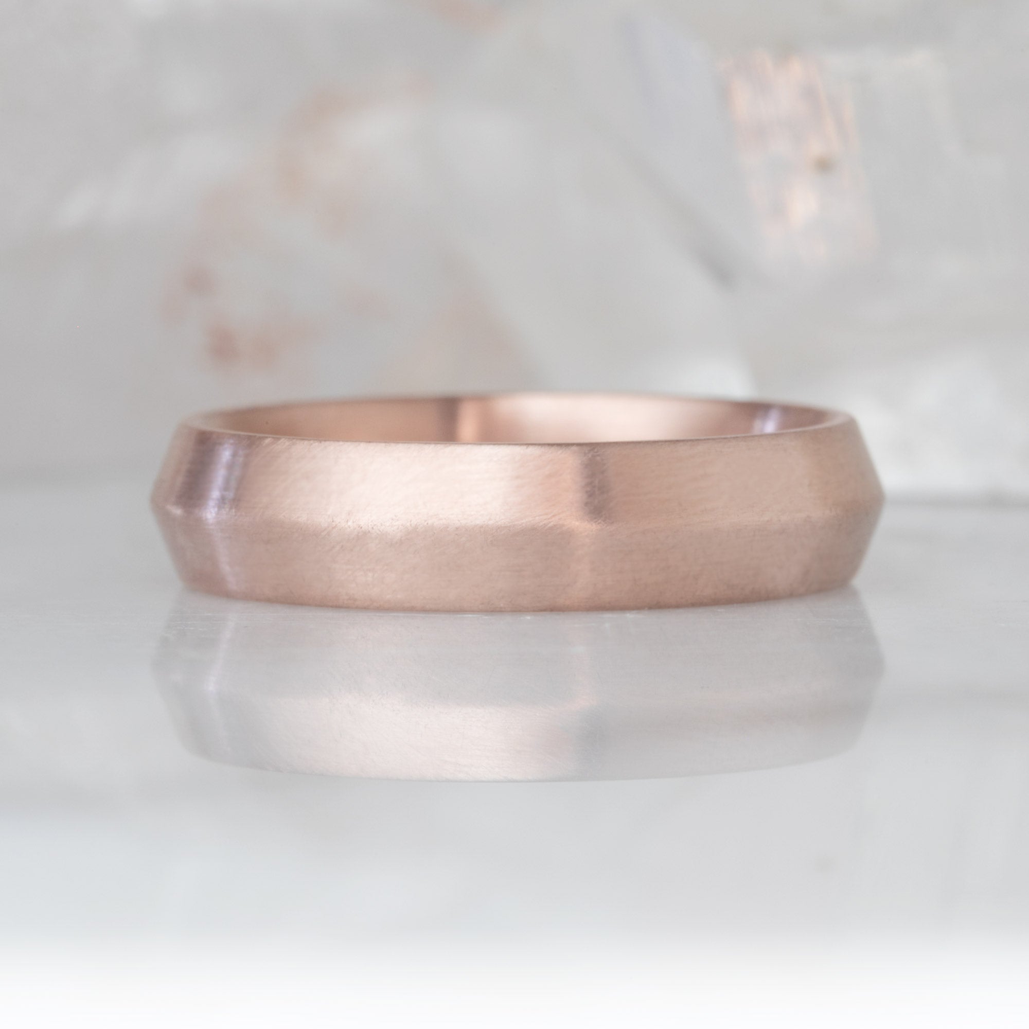 The Knife Edge Wedding Band | 14K Rose Gold